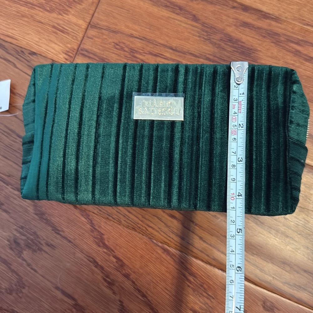 NWT Mario Badescu makeup bag green velvet texture stripe - Picture 8 of 9
